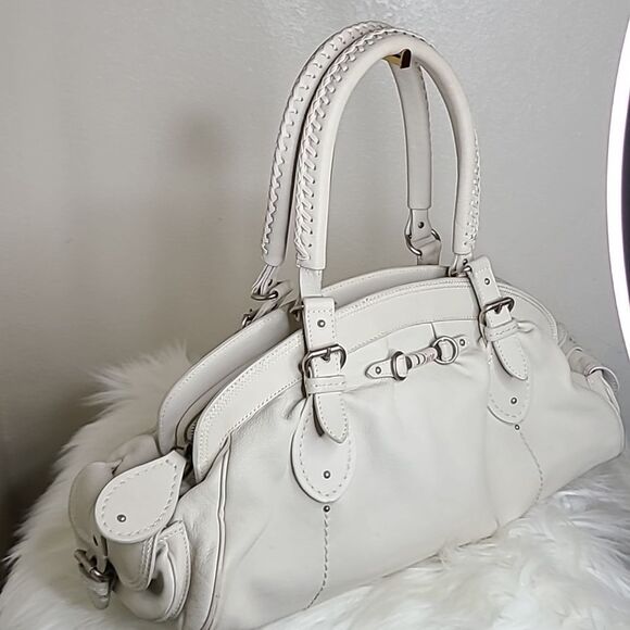 💯 Authentic Christian Dior Handbag🍀 - Picture 4 of 14